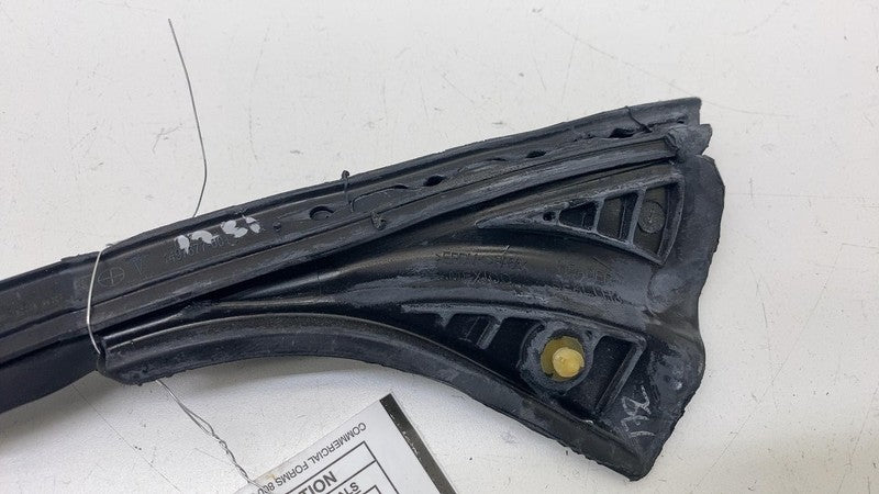 ⭕ 2020-2022 Tesla Model Y MY Driver Side Body Header Seal Left LH 1497