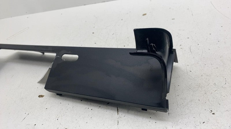 ⭕ 2022 Rivian EDV-700 Amazon Van Rear Right Tail Lamp Taillight Cover 