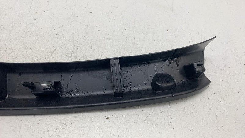 149463100C ⭕ 20-24 Model Y Rear Trunk Lock Latch Sill Molding Trim Cover Panel 1494631-00-C