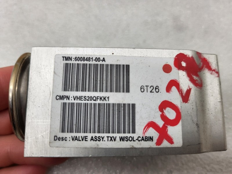 600848100A ⭕ 2012-2020 Tesla Model S A/C Line TXV Evaporator Valve w/ Solenoid 6008481-00-A