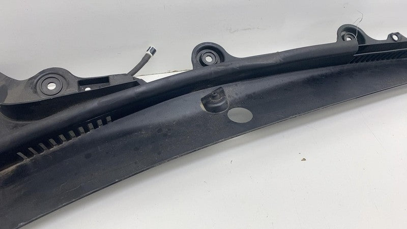 ⭕ 24-25 Model 3 Front Windshield Wiper Cowl Screen Underhood Trim 1712