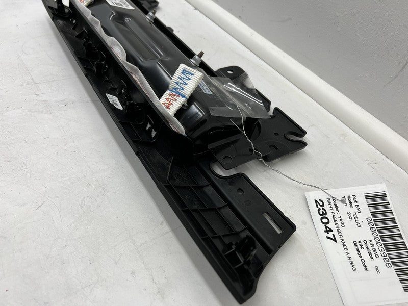 1077826-00-D ❇️17-23 Tesla Model Y 3 Right Knee Airbag Passenger Safety Module RH OEM 1077826