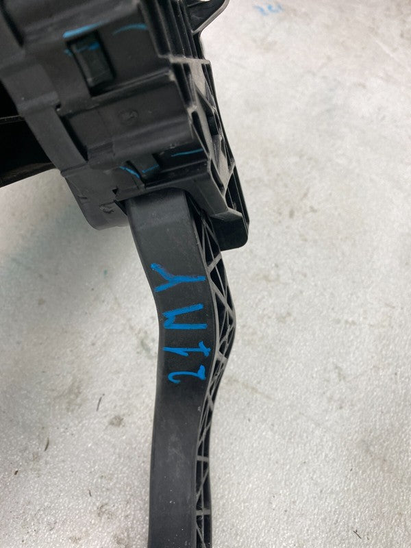 ⭕ 2020-2024 Tesla Model Y MY Accelerator Throttle Gas & Brake Pedal Pa