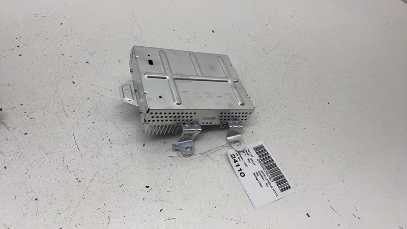 150715201B ⭕ 2020-2024 Tesla Model Y MY Radio Audio Sound System AMP Amplifier 1507152-01-B