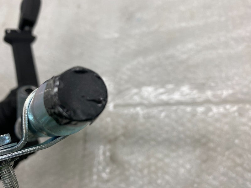 100526505F ⭕12-20 Tesla Model S Front Right 1st Row Seat Belt Lap Pretensioner 1005265-05-F