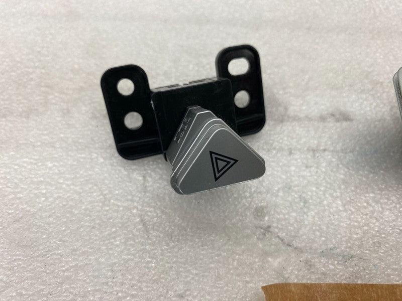 6008905 00 C ⭕ 12-20 Model S Dash Hazard & Glove Box Switch Control 6008905-00-C/6008906-00-C