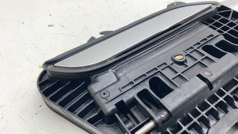 ⭕ 16-17 Model S Front Passenger Side Exterior Door Handle Outer Right 