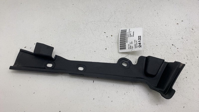 ⭕ 2022-2024 Rivian R1T Front Trough Finisher Trim Cover Panel Right PT