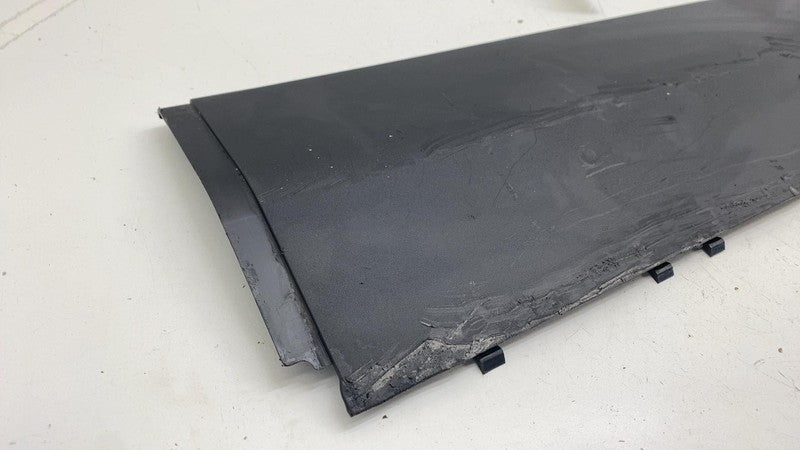 PT00742033A ⭕ 2025 Rivian R1S Passenger Side Rocker Molding Cover Panel Right PT00742033-A