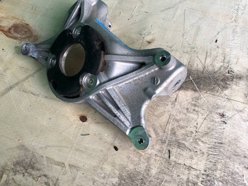 1044376 00 D ⭕ 2017-2023 Tesla Model 3 Y Front Upper Strut Mount Bracket Right 1044376-00-D