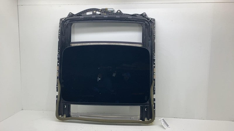 ⭕2017-2020 BMW 540i Sunroof Sun Roof Moonroof Window Glass w/ Motor As