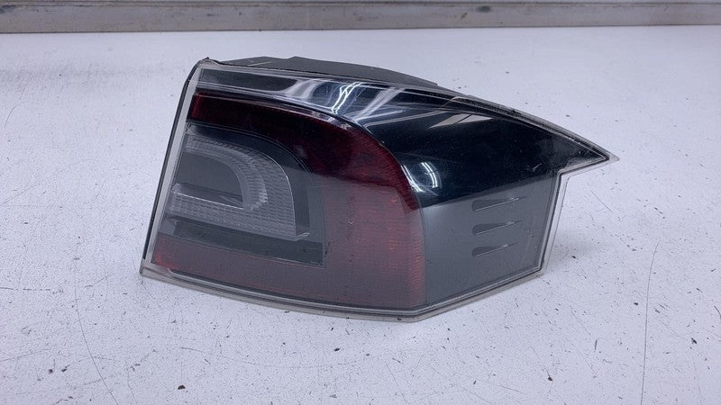 ⭕ 2012-2022 Tesla Model S Rear Taillight LED Outer Tail Lamp Right 600