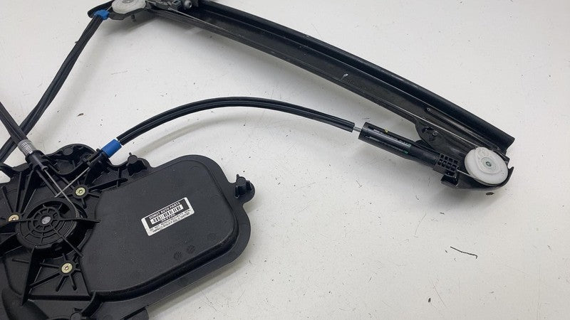 109662100F ⭕ 2017-2023 Tesla Model 3 Front Right Door Window Regulator & Motor 1096621-00-F
