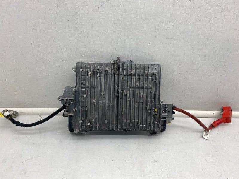 1118180-00-D 2017-2020 Tesla Model 3 Front Suspension Electrical Control Module 1118182-12-K
