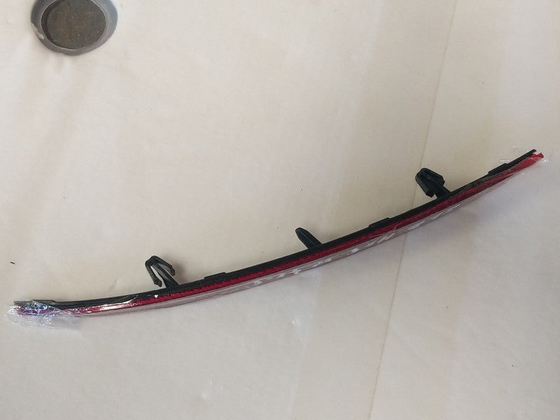 1077406-00-F ⭕17-23 Model 3 M3 Rear Driver Side Bumper Light Reflector Lamp Left 1077406-00-F
