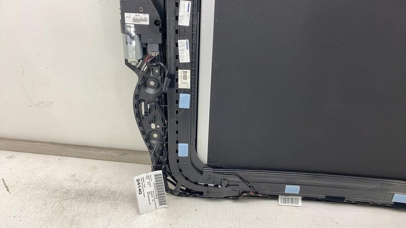 ⭕ 2017-2020 Maserati Levante Panoramic Sunroof Track Frame w/ Glass & 