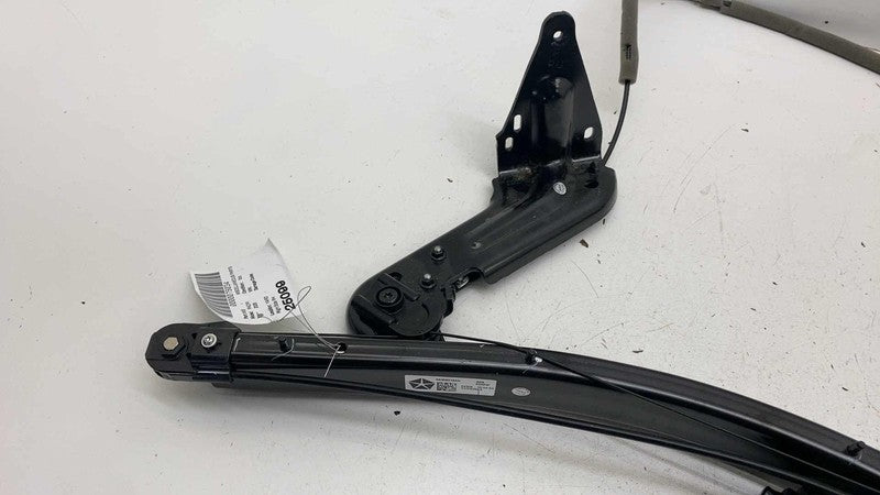 68368918AH ⭕ 2017-2025 Chrysler Pacifica Rear Right Sliding Door Track w/ Motor 68368918AH