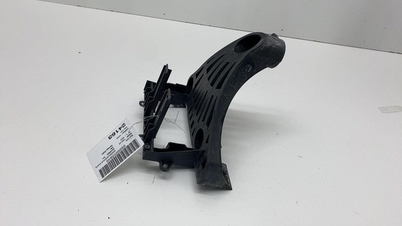1667014 00 B 2017-2023 Tesla Model 3 Y Air Conditioning A/C Compressor Pump Mount Bracket OEM