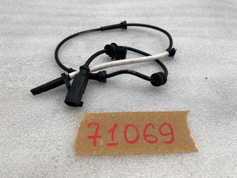103779400B ⭕12-20 Model S Front Anti-Lock Brake Intelligent Wheel Speed Sensor 1037794-00-B