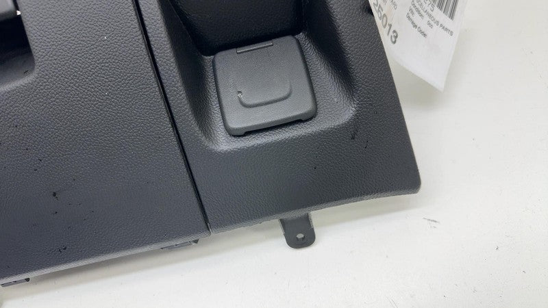 23177892 ⭕ 2015-2018 Chevy Silverado 1500 Instrumental Panel Center Compartment 23177892
