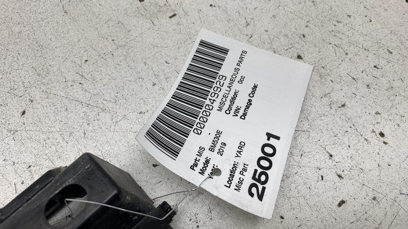 ⭕ 2018 2019 2020 BMW 530e G30 2.0 Front Right Skirt Rocker Molding Pan