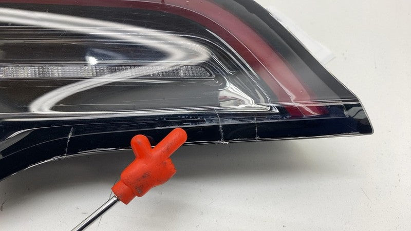 1077401 ⭕ 2017-2023 Model 3 Rear Left Inner Taillight LED Tail Lamp 3-Pin 1077401-00-G