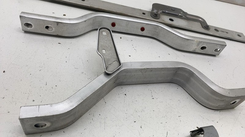 A2506190025 ⭕ 2017-2023 Mercedes-Benz C300 Front & Rear Outer Floor Pan Support A2506107001