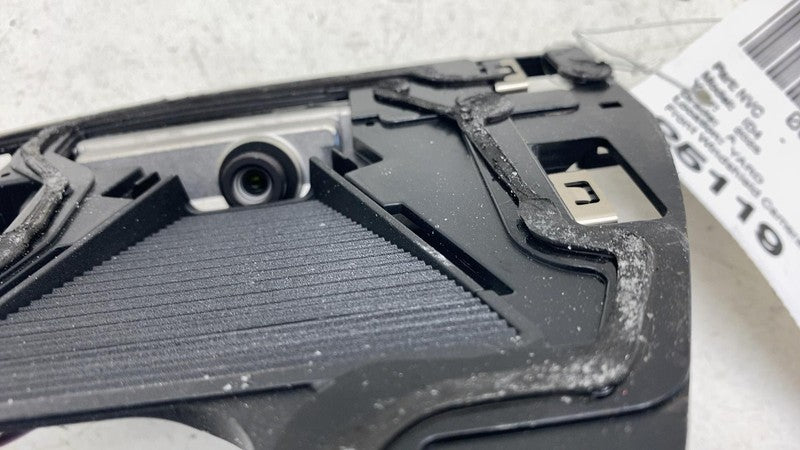 Camera/projector VOLKSWAGEN ID4 25