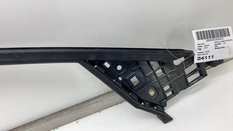 ⭕ 2014-2021 BMW i3 Right Front Door Glass Upper Seal Water Stripper Assembly OEM