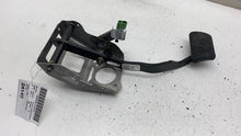 ⭕ 2017-2020 Maserati Levante Front Brake Foot Stop Pedal w/ Bracket 06700311040