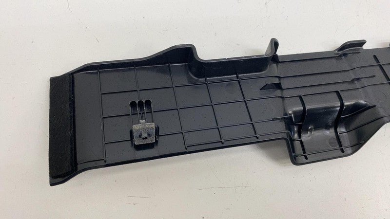 PT00001033 ⭕ 2022-2024 Rivian R1T Rear Driver Side Seat Backrest Trim Cover Left PT00001033