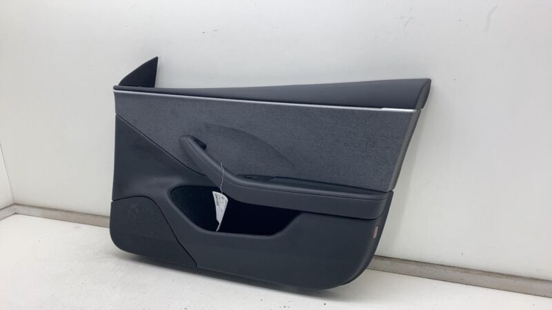 1983176-28-B ⭕ 2024 2025 Tesla Model 3 Front Highland Door Panel Trim Card Right 1983176-28-B