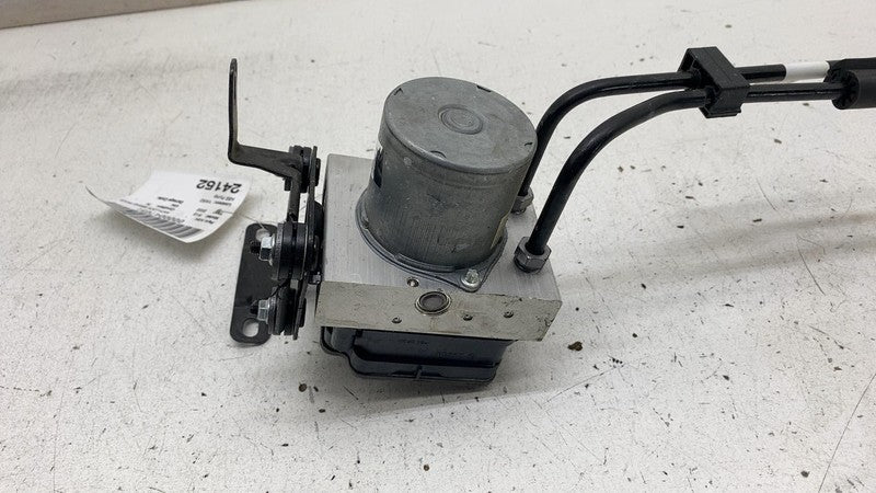 PT00045073H 2022 2023 2024 Rivian R1T R1S ABS Anti-Lock Brake Pump Module w/ Lines & Bracket