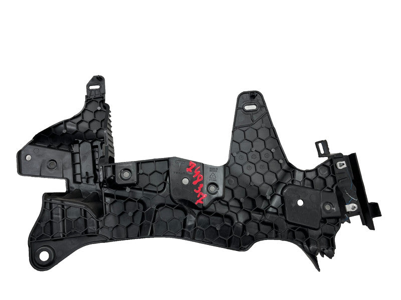 1080701 00 D ⭕ 16-20 Model X Rear Driver Side C-Pillar Lower Mount Bracket Left 1080701-00-D