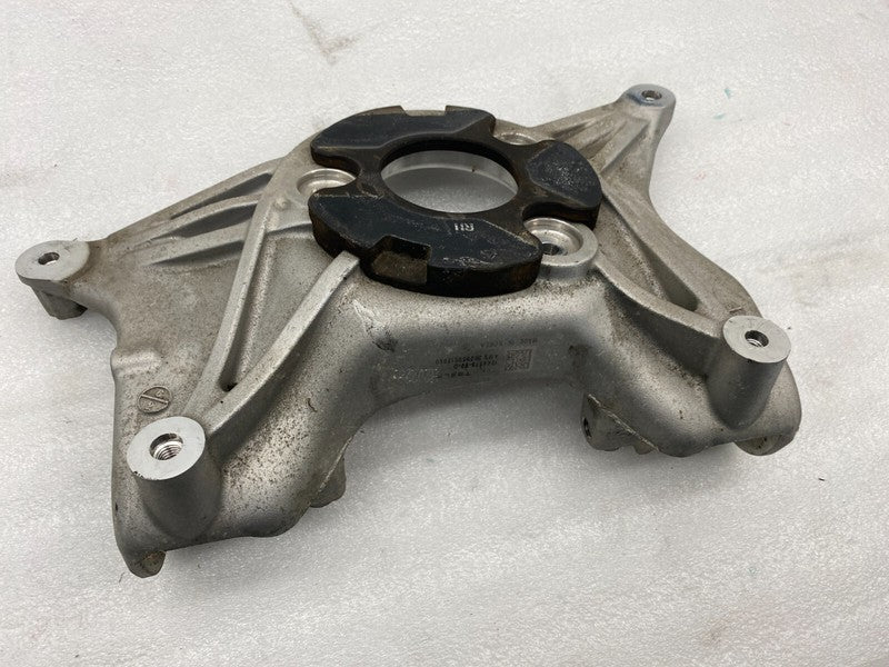 104403700C ⭕ 2017-2023 Tesla Model 3 Y Front Right Upper Strut Mount Bracket 1044037-00-C
