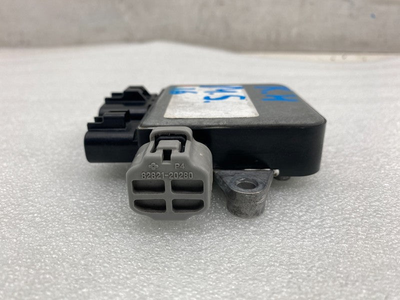 82821 20280 ⭕ 2012-2020 Tesla Model S MS Passenger Side Fan Relay Control Module Unit Right
