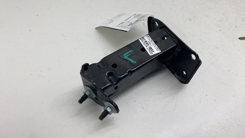 ⭕ 23-24 Toyota Prius Front Driver Side Reinforcement Bumper Bracket Su