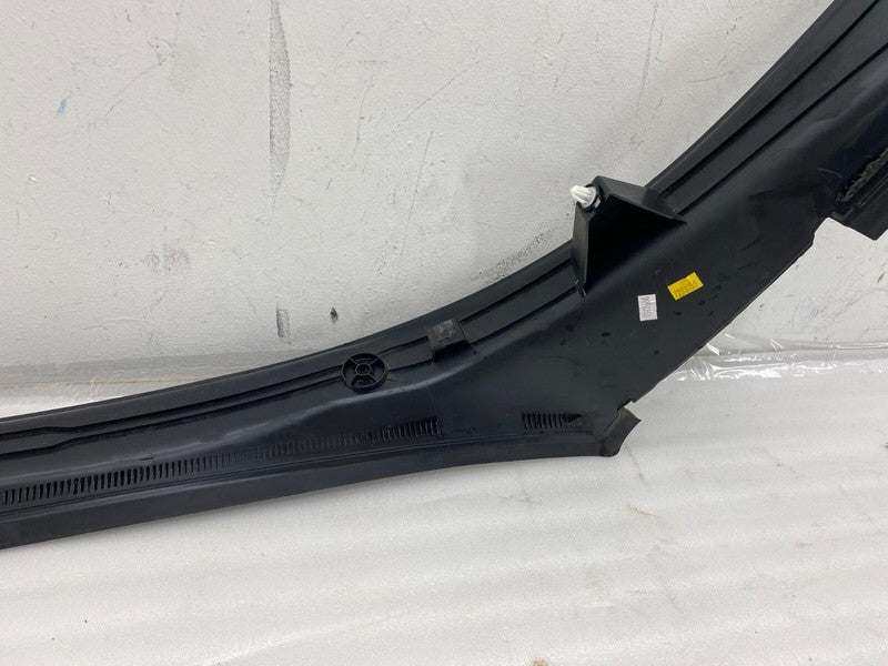 ⭕ 2016-2020 Tesla Model X Rear Passenger Side Trunk Liftgate Trough Trim Right