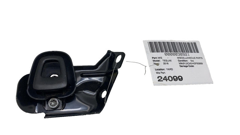 ⭕ 16-20 Tesla Model X Rear Left Trunk Liftgate Floor Tie Down Hook 106
