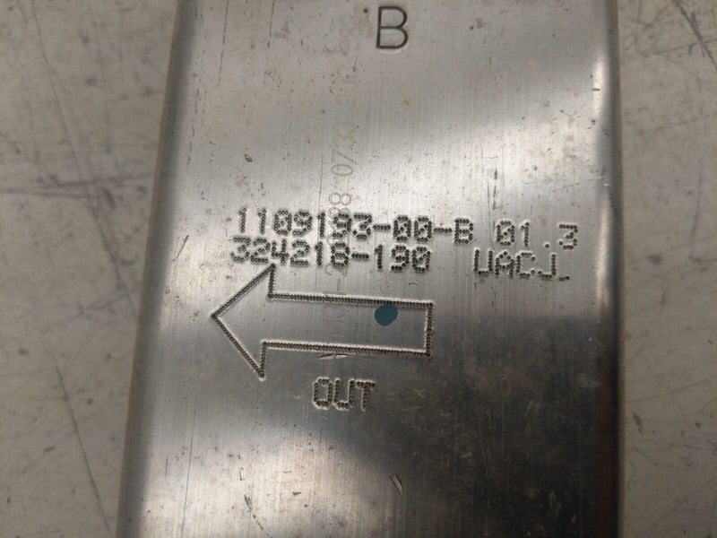 ⭕ 20-25 Tesla Model Y Front Right Bumper Reinforcement Crush Can RH 11