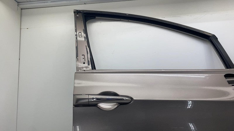 ⭕ 17-24 Chrysler Pacifica Front Passenger Side Door Shell Panel Right Gold - PTE
