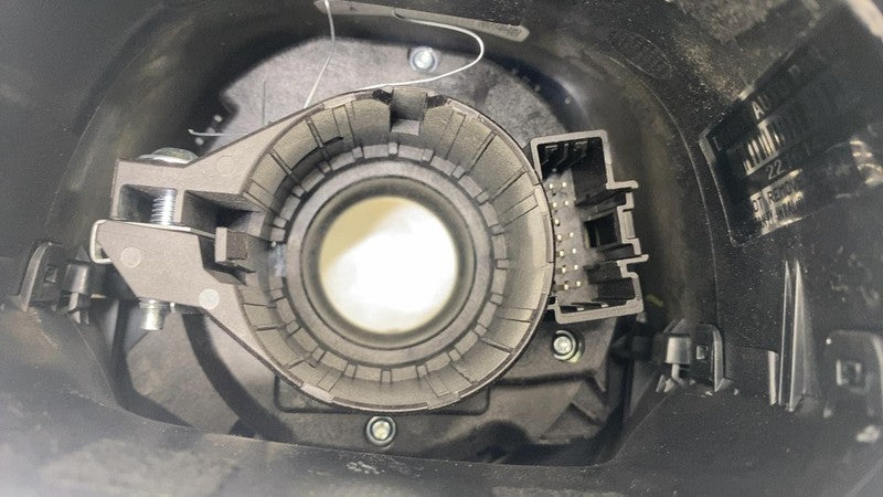 ⭕ 2024-2025 Model 3 Steering Column Control Module Upper & Lower Shrou