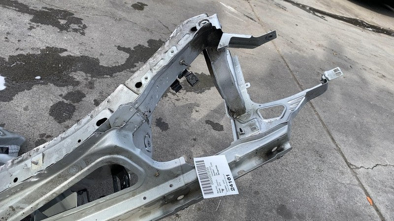 2011-2014 Porsche Cayenne Front Driver Side Structural Apron Cutout Left LH