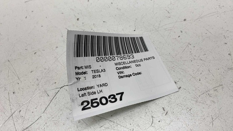 ⭕ 17-20 Model 3 Left Low Voltage Controller Body Control Module LH 107