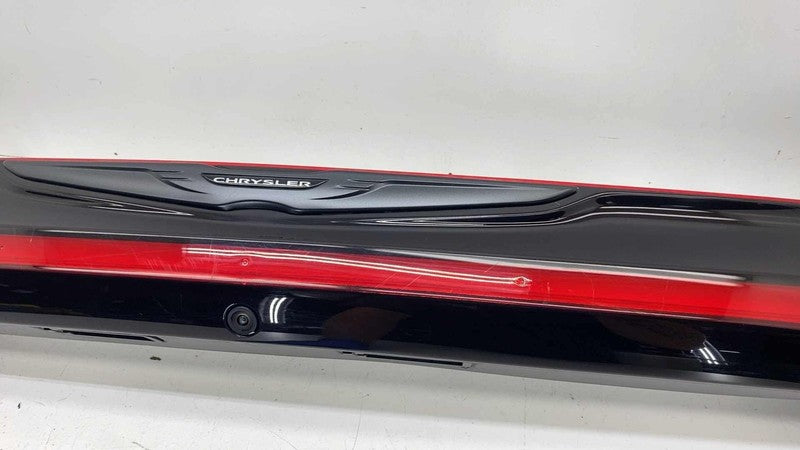 ⭕2021-2025 Chrysler Pacifica Rear Center LED Tail Light Lamp 3rd Brake Light OEM