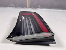 ⭕ 2020-2024 Model Y Rear Right Inner Taillight LED Tail Lamp 4-Pin 1502089-00-B