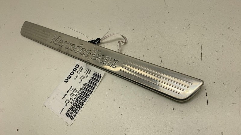 A2466805400 ⭕13-19 Mercedes-Benz B-Class W242 Front Left or Right Door Sill Trim A2466805400