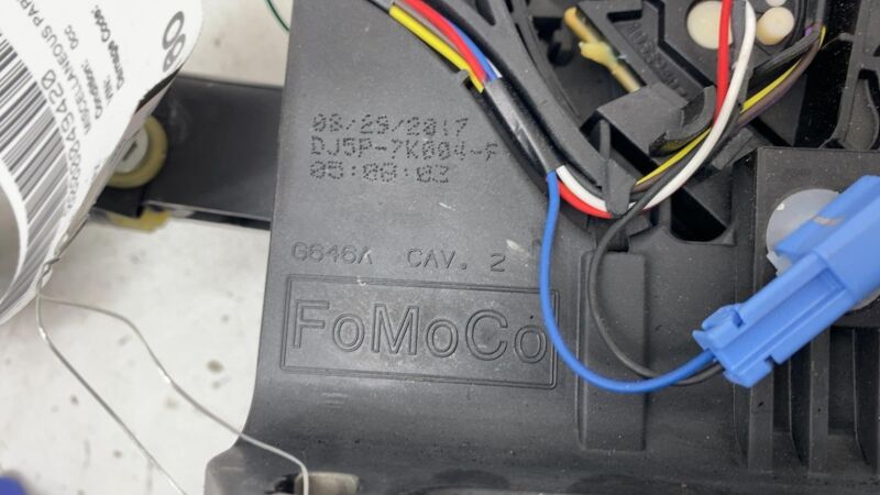 DJ5P 7K004 F 2013-2018 Ford C-Max Automatic Transmission Gear Selector Shifter Assembly OEM