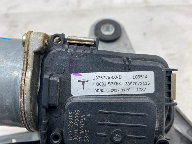 1076725 00 D ⭕ 2017-2023 Model 3 Front Windshield Wiper Motor Linkage Module OEM 1076725-00-D