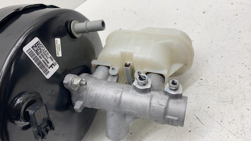 ⭕ 2018-2021 Lincoln Navigator Power Brake Booster & Master Cylinder JL